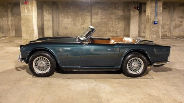 1964 Triumph TR-4 Convertible - photo 2