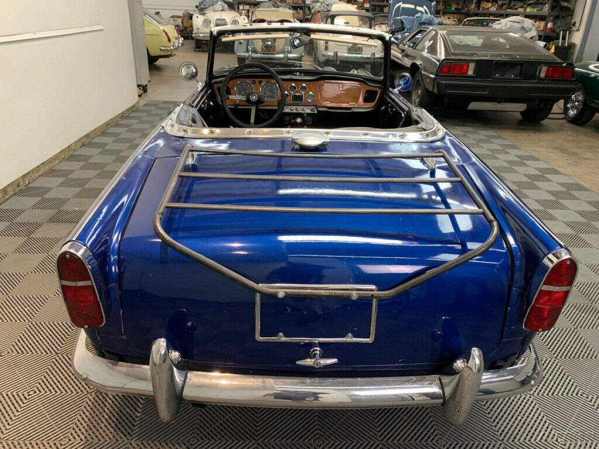 1964 Triumph TR4 1964 TRIUMPH TR-4. MIDNIGHT BLUE METALLIC WITH BLACK TRIM - photo 7