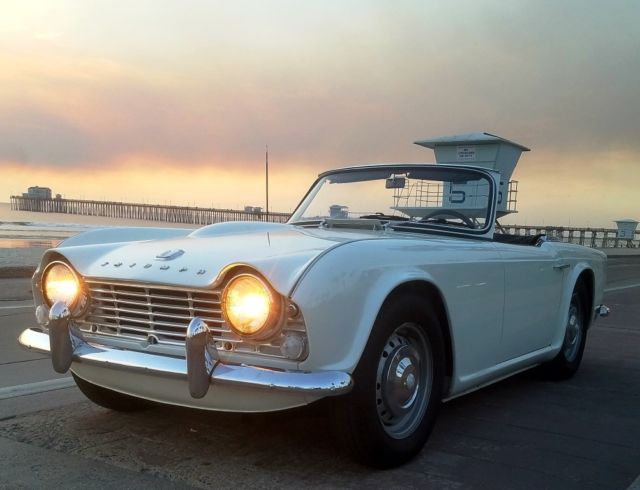 1964 Triumph TR4 - photo 2
