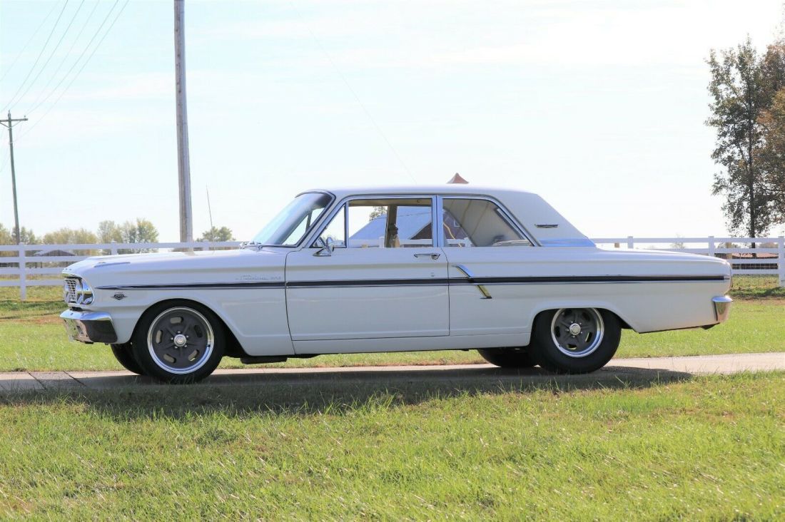 1964 Ford Fairlane - photo 3