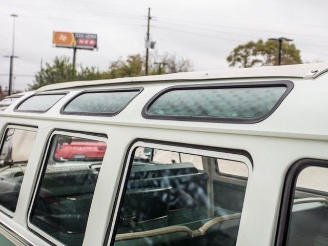 1964 Volkswagen Deluxe '21 Window' Microbus - photo 3