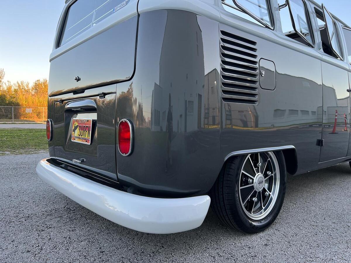1964 volkswagen 21 window VW Bus Samba 21 Window Samba SEE VIDEO! Restored - photo 12