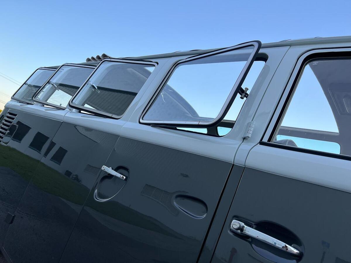 1964 volkswagen 21 window VW Bus Samba 21 Window Samba SEE VIDEO! Restored - photo 13