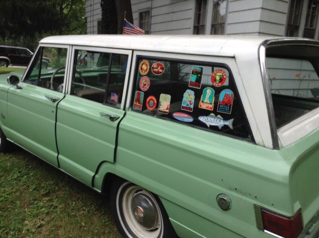 1964 Jeep Wagoneer - photo 3