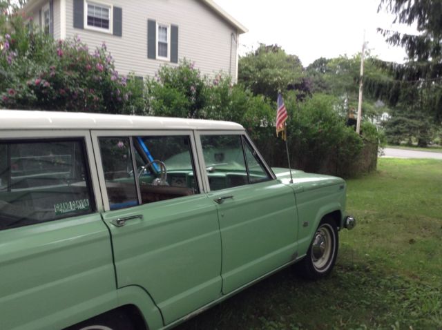 1964 Jeep Wagoneer - photo 8
