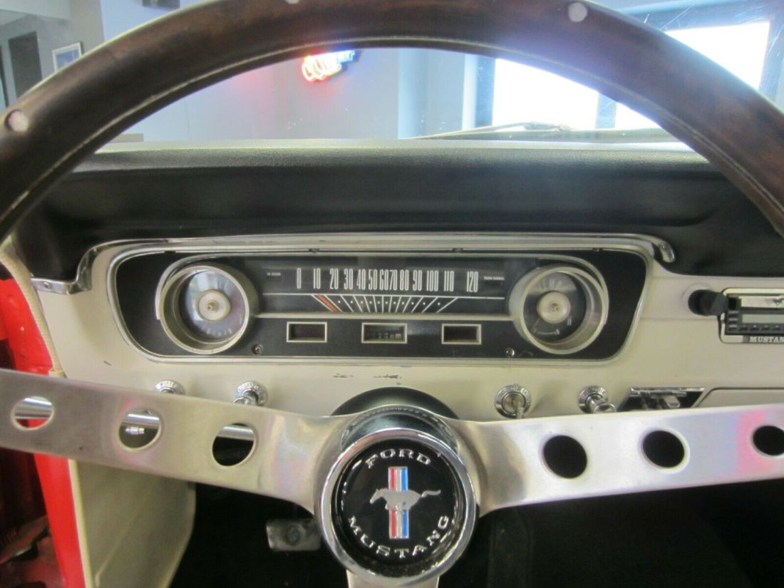 1964 Ford Mustang - photo 4