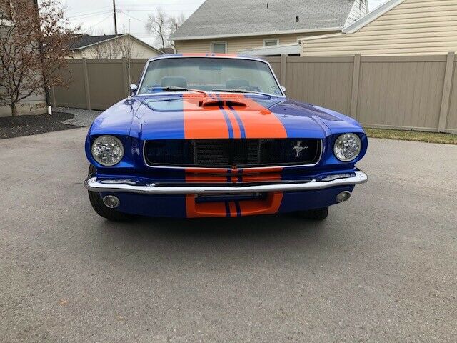 1964 Shelby GT 350 CR HARD TOP RETRACTABLE RARE 1 OF 3 IN WORL - photo 2