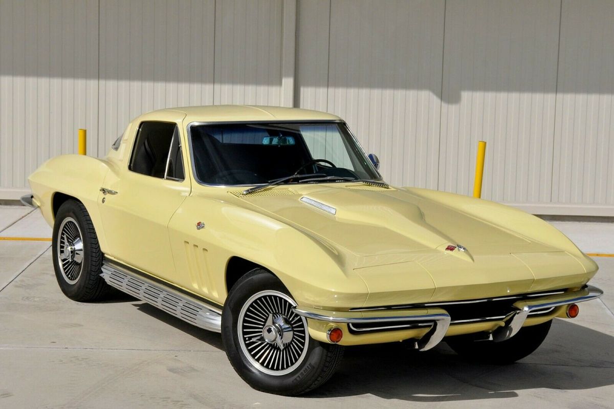 1965 Chevrolet Corvette - photo 13