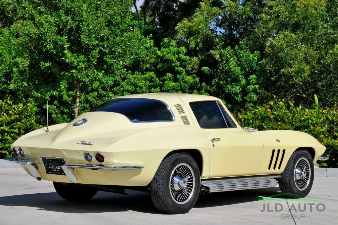 1965 Chevrolet Corvette - photo 8