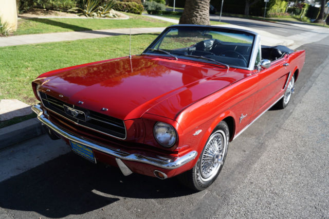 1965 289 4 BBL 'A' CODE V8 CONVERTIBLE WITH A 'PONY' INTERIOR, CONSOLE, PS & AC! 1965 Ford Mustang 289 4BBL 'A' CODE V8 CONVERTIBLE WITH A/C!