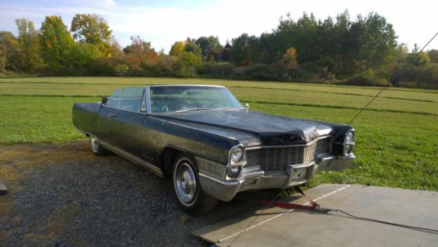 1965 65 Cadillac Fleetwood Eldorado convertible-Black on Black with White top. 1965 Cadillac Eldorado Fleetwood Eldorado