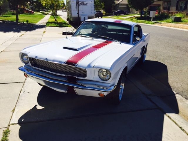 1965 Ford Mustang Fastback - photo 2