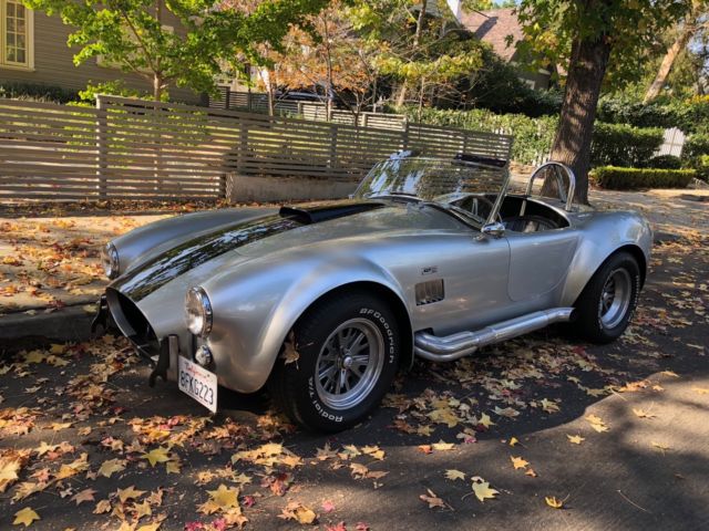 1965 AC Shelby 427 Cobra 1965 Shelby AC Shelby 427 Cobra MKIII Black Racing Stripes