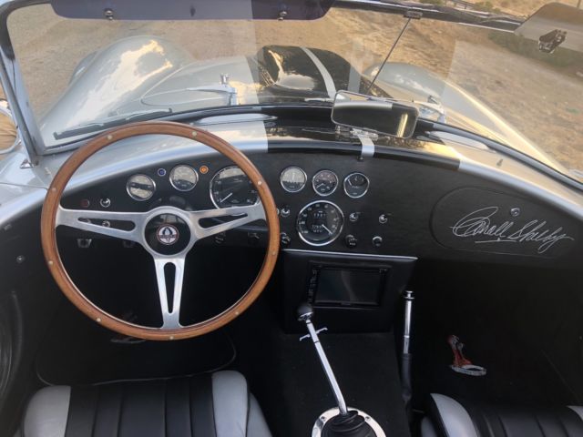 1965 Shelby AC Shelby 427 Cobra MKIII Black Racing Stripes - photo 2