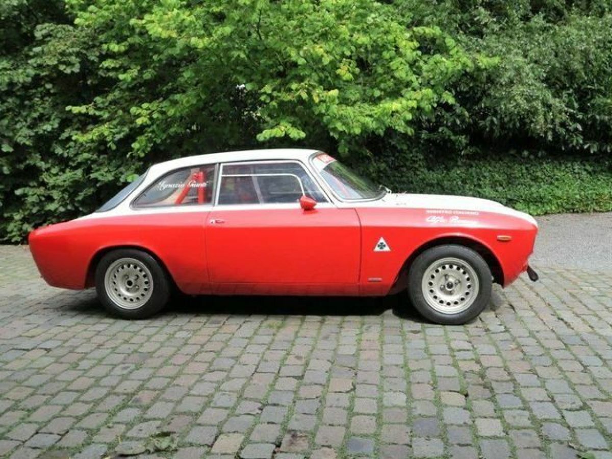 1965 Alfa Romeo 1600 GTA - photo 12