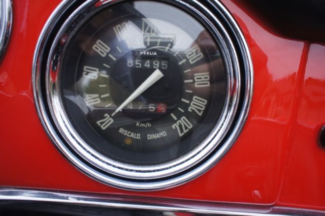 1965 Alfa Romeo Giulia Spider Veloce - photo 11