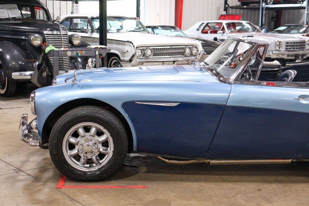 1965 Austin-Healey 3000 - photo 2