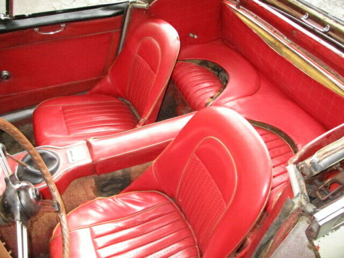 1965 Austin Healey 3000 - photo 11