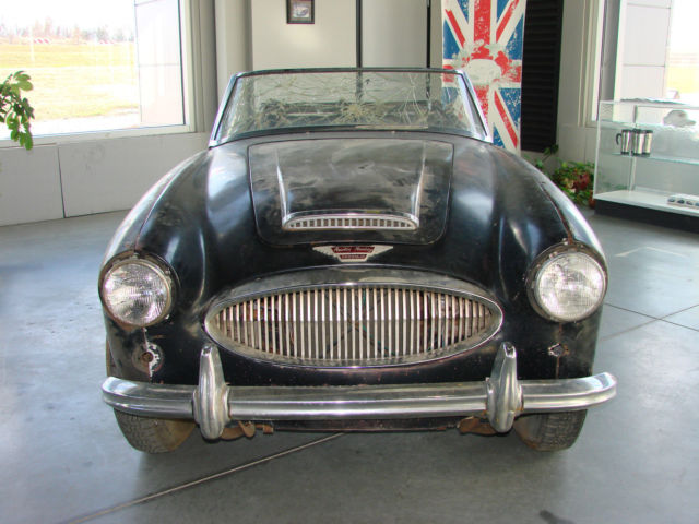 1965 Austin Healey 3000 - photo 2