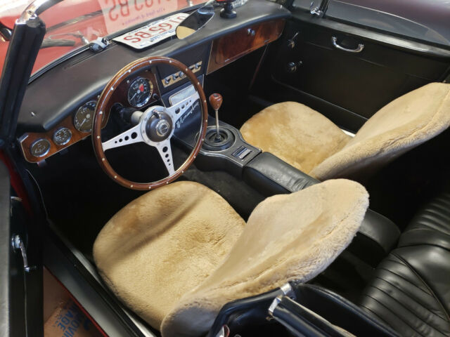 1965 Austin Healey 3000 - photo 10