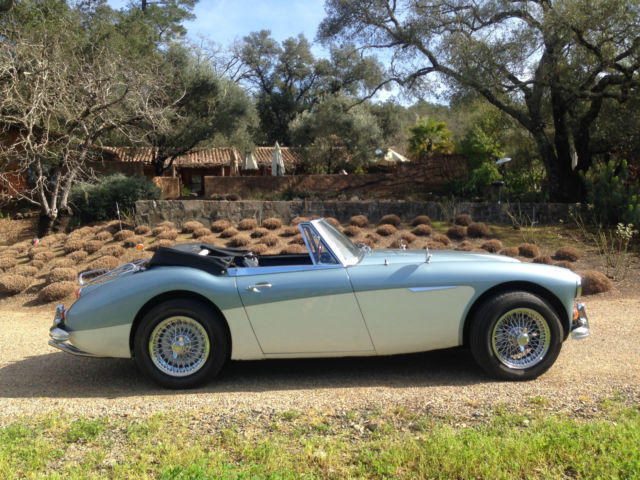 1965 Austin Healey 3000 - photo 6