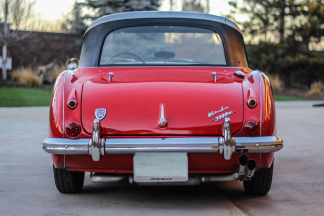 1965 Austin Healey 3000 - photo 2