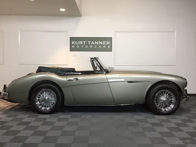 1965 Austin Healey 3000 - photo 6