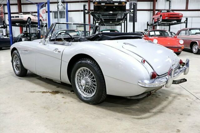 1965 Austin Healey 3000 MK III - photo 3