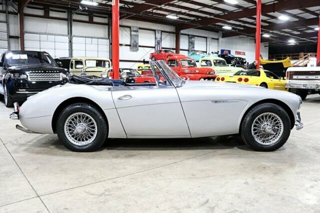 1965 Austin Healey 3000 MK III - photo 6