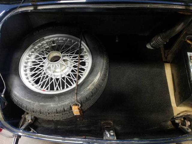 1965 Austin Healey 3000 - photo 9