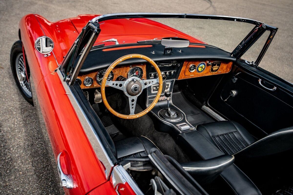 1965 Austin-Healey 3000 Mk III BJ8 - photo 8