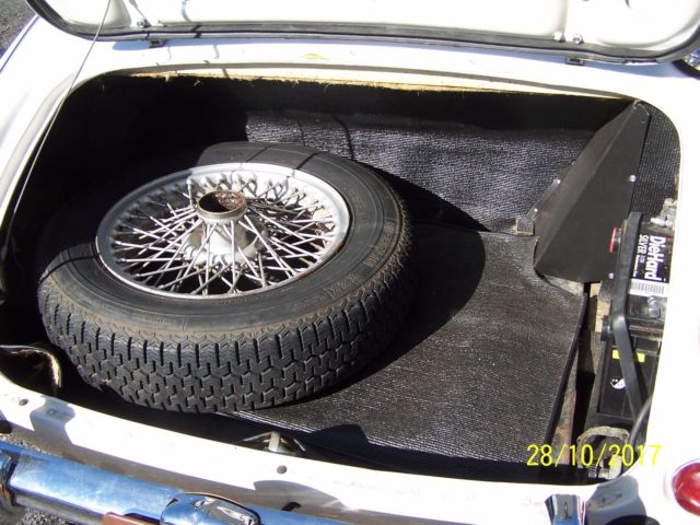 1965 Austin Healey 3000 - photo 13