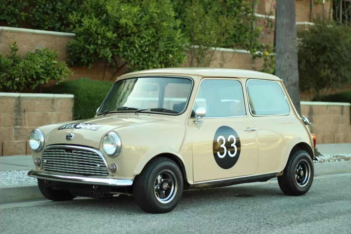 1965 Austin Mini Cooper 998cc Beige / Black / Lots of work done 1965 Mini Classic Mini