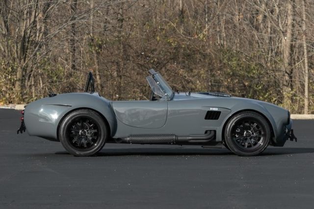1965 Shelby Cobra 427R Roush w/ Limited Slip - photo 10