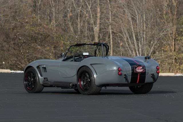 1965 Shelby Cobra 427R Roush w/ Limited Slip - photo 6