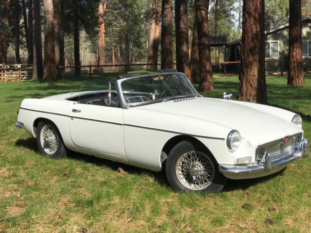 1965 British Motors MGB 1965 MG MGB