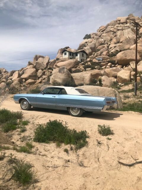 1965 Buick Electra 225 Convertible - photo 2