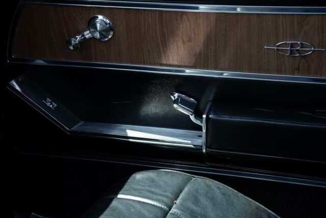 1965 Buick Riviera - photo 12