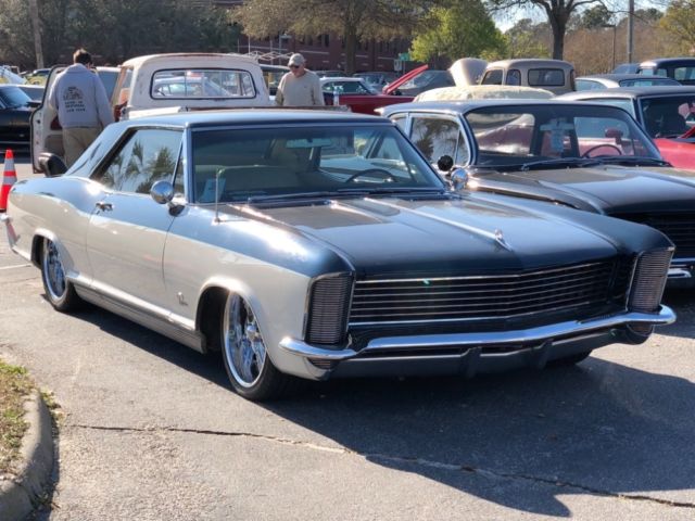 1965 Buick Riviera -409 NAILHEAD ENGINE SLAMMED ON AIR RIDE-PRO TOURI - photo 3