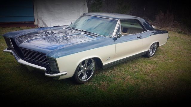 1965 Buick Riviera -409 NAILHEAD ENGINE SLAMMED ON AIR RIDE-PRO TOURI - photo 8