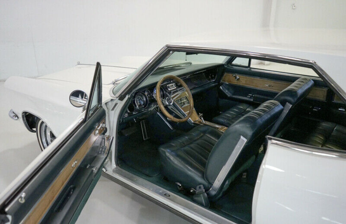 1965 Buick Riviera Gran Sport Coupe - photo 11