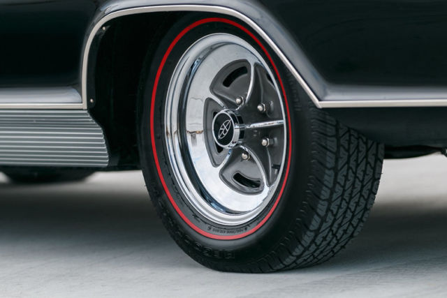 1965 Buick Riviera - photo 6