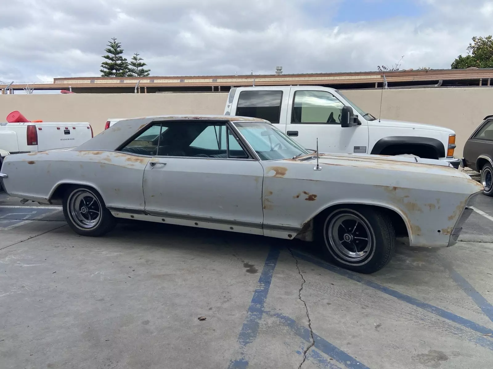1965 Buick Riviera