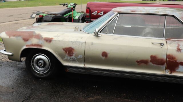 1965 Buick Riviera chrome - photo 4