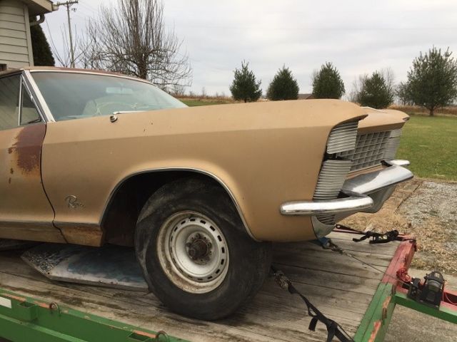 1965 Buick Riviera standard - photo 3