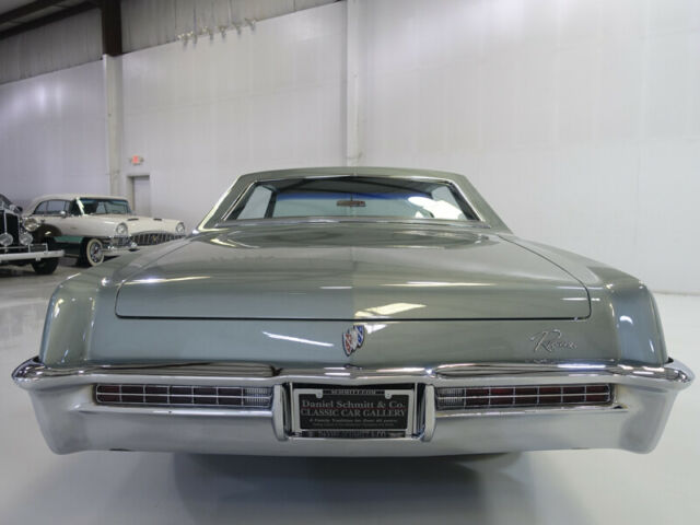 1965 Buick Riviera Sport Coupe - photo 4