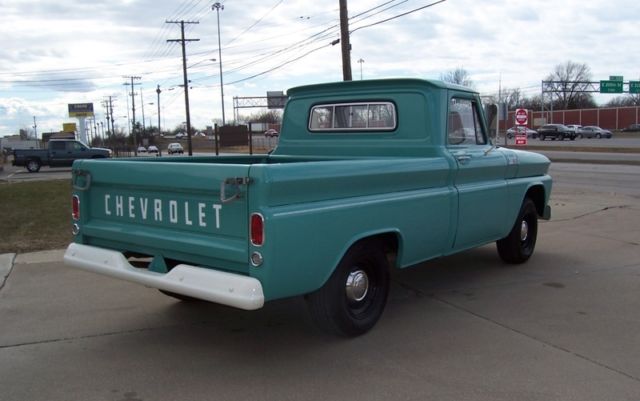 1965 C10 short bed clean low mileage swb fleetside 6 cylinder cream puff no rust 1965 Chevrolet C-10