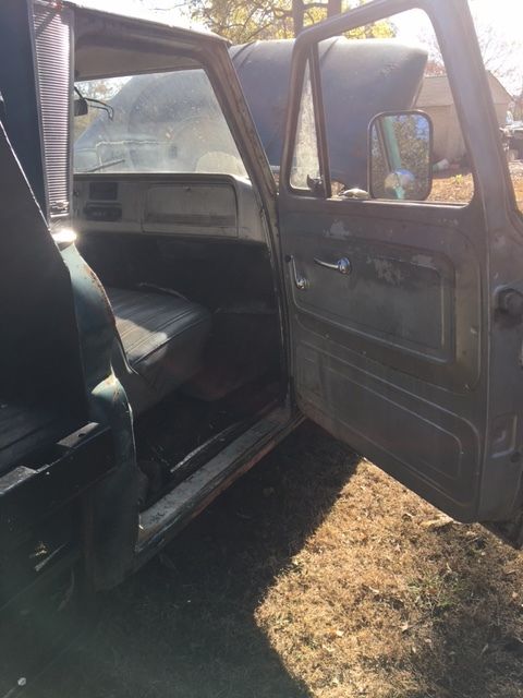 1965 Chevrolet C/K Pickup 2500 - photo 8