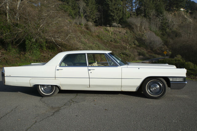 1965 Cadillac DeVille - photo 3