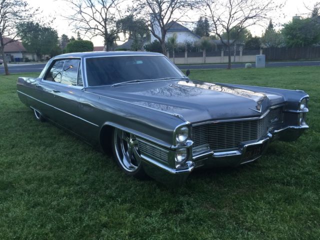 1965 Cadillac Air Bagged 20" billet wheels 1965 Cadillac DeVille